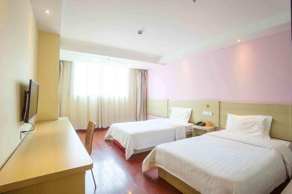 7Days Inn Guangzhou Baiyun International Airport Renhezhen Номер фото