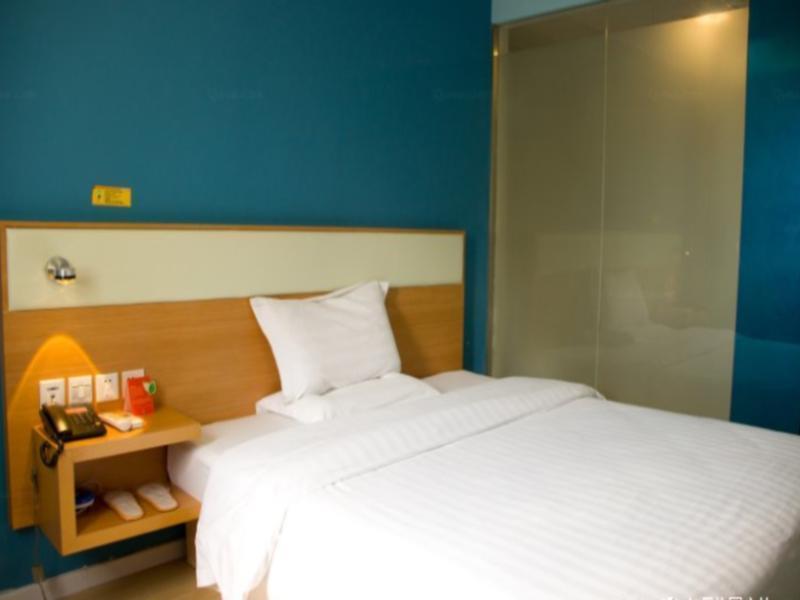 7Days Inn Guangzhou Baiyun International Airport Renhezhen Экстерьер фото